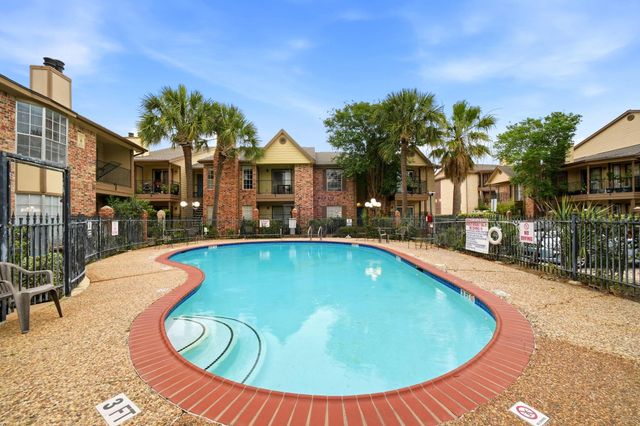 2121 Hepburn Street 820, Houston, TX 77054