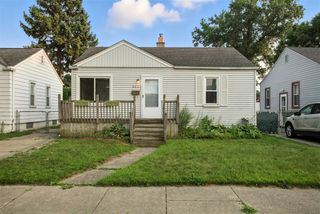 644 E Brickley Avenue, Hazel Park, MI 48030