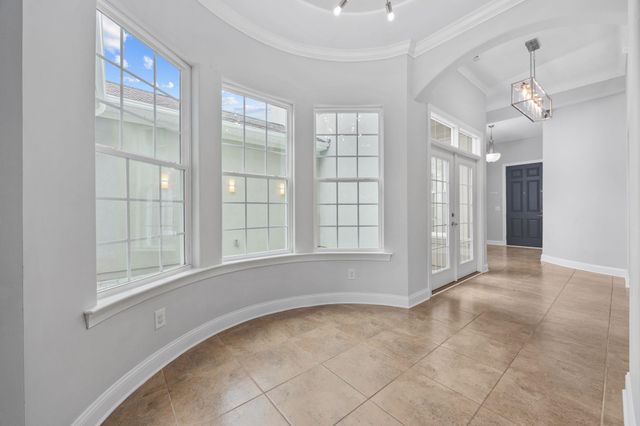 914 Bluffview Dr., Myrtle Beach, SC 29579