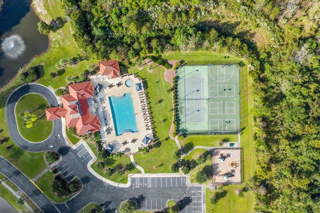 914 Bluffview Dr., Myrtle Beach, SC 29579