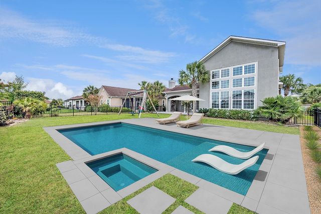 914 Bluffview Dr., Myrtle Beach, SC 29579