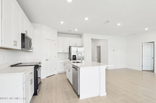 29 ARARAT Drive, Palm Coast, FL 32137