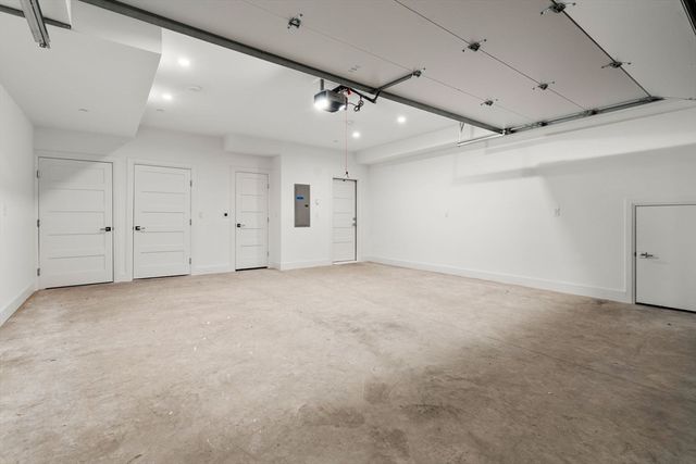 956 Walnut Street 3, Newton, MA 02461