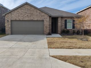 10356 Holycross Lane, Fort Worth, TX 76036