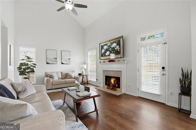 6261 Vinings Vintage Drive, Mableton, GA 30126