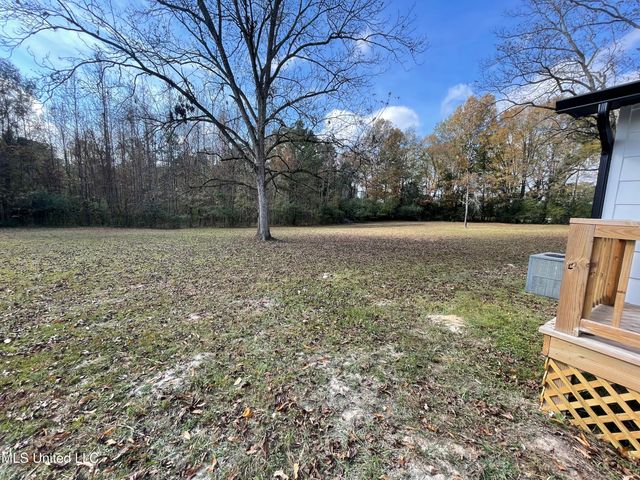 125 Churchill Place, Byram, MS 39272