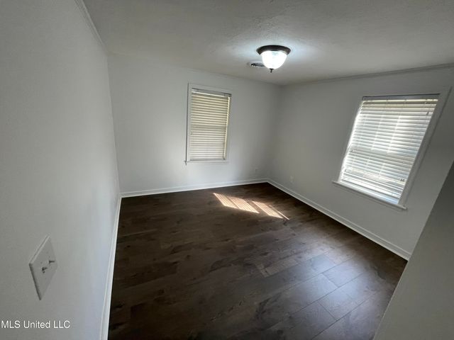 125 Churchill Place, Byram, MS 39272