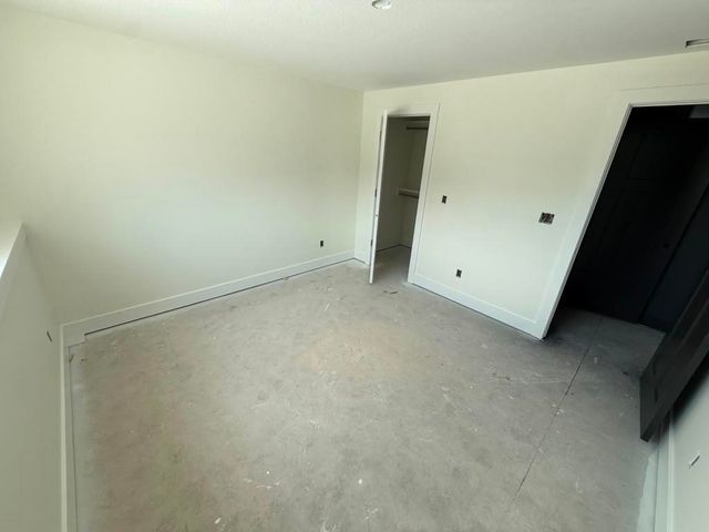 5073 N Toben Dr, Bel Aire, KS 67226