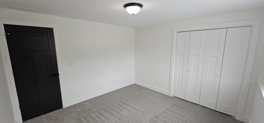 5073 N Toben Dr