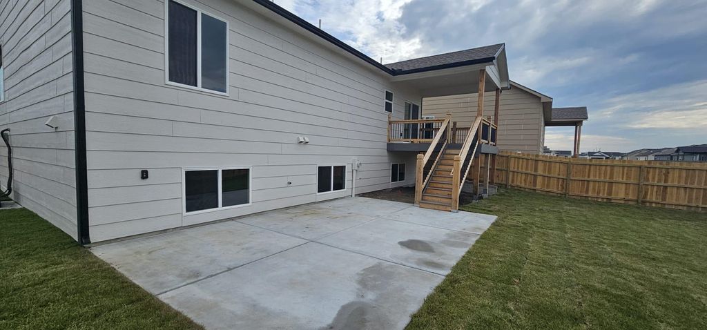 5073 N Toben Dr