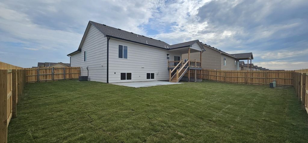 5073 N Toben Dr