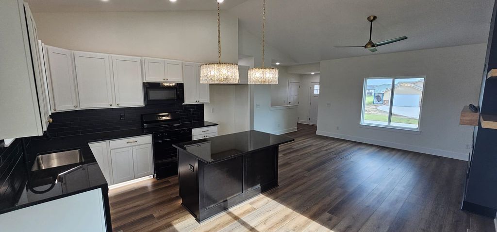 5073 N Toben Dr