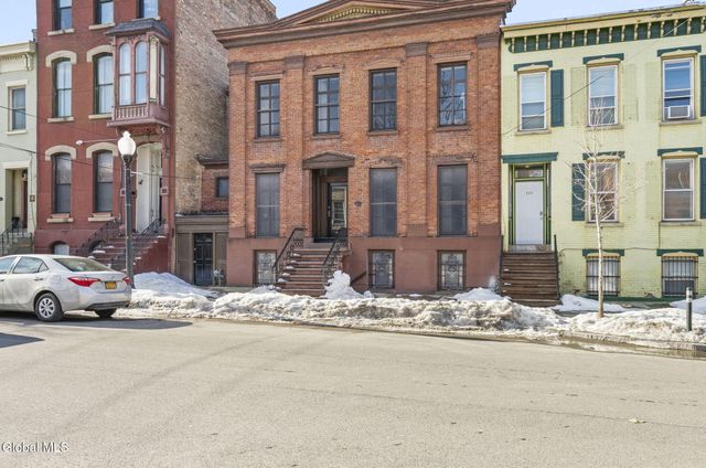 285 Lark Street, Albany, NY 12210