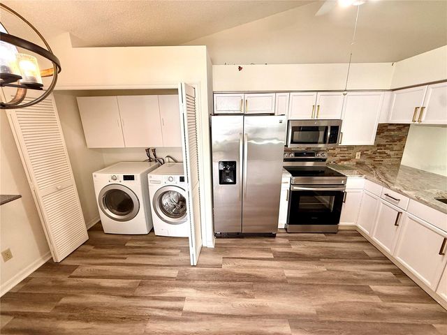 2546 PINE COVE LANE, Clearwater, FL 33761