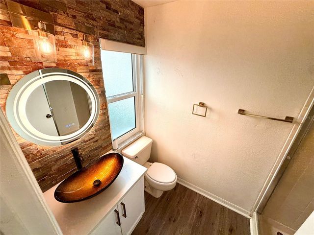 2546 PINE COVE LANE, Clearwater, FL 33761