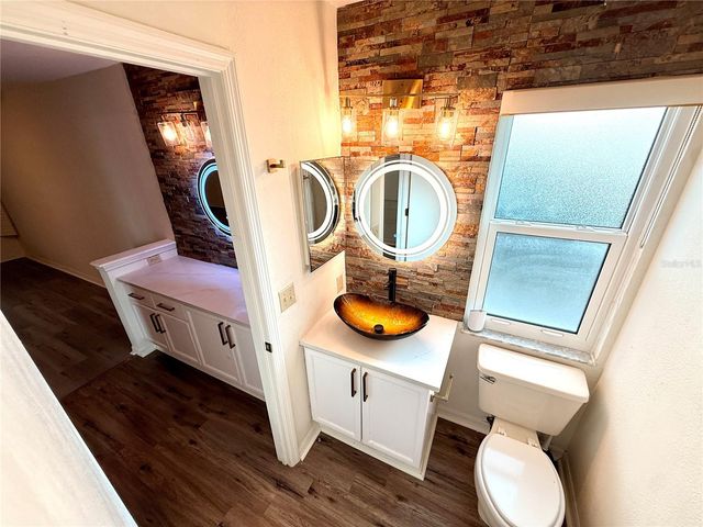 2546 PINE COVE LANE, Clearwater, FL 33761