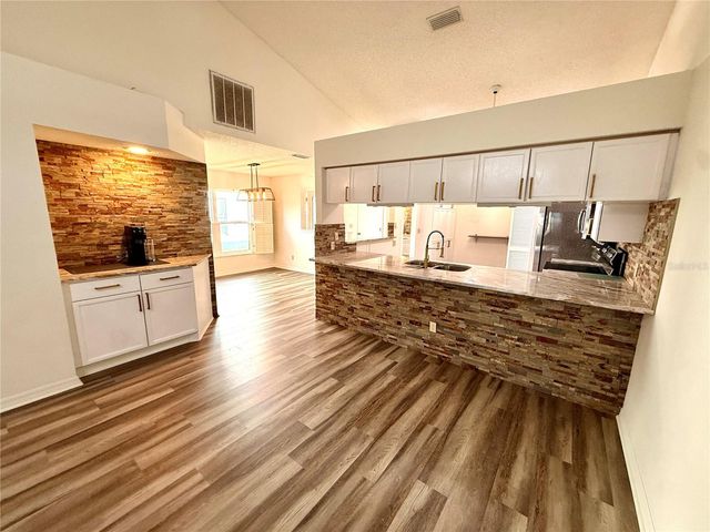 2546 PINE COVE LANE, Clearwater, FL 33761