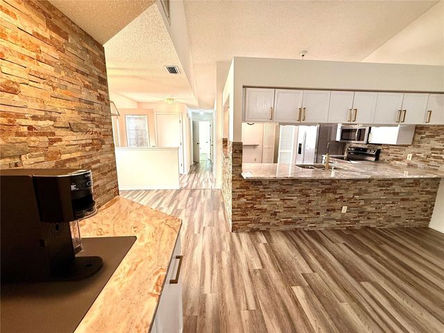 2546 PINE COVE LANE, Clearwater, FL 33761