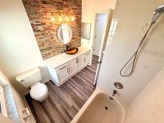 2546 PINE COVE LANE, Clearwater, FL 33761