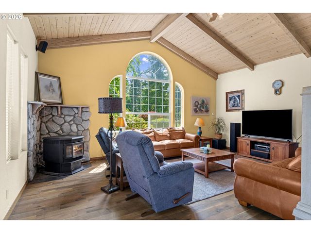 12737 Ne CEDARBROOK Rd, Aurora, OR 97002