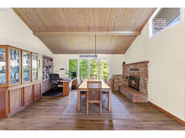 12737 Ne CEDARBROOK Rd, Aurora, OR 97002
