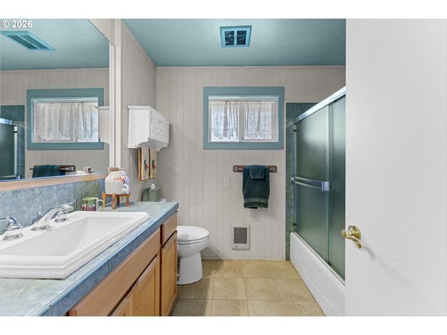 12737 Ne CEDARBROOK Rd, Aurora, OR 97002