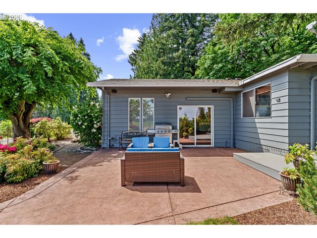 12737 Ne CEDARBROOK Rd, Aurora, OR 97002