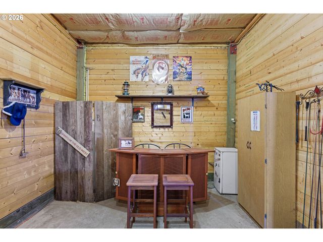 12737 Ne CEDARBROOK Rd, Aurora, OR 97002