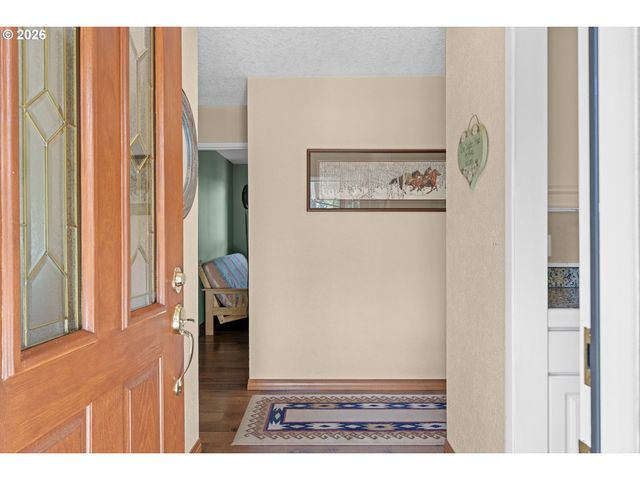 12737 Ne CEDARBROOK Rd, Aurora, OR 97002
