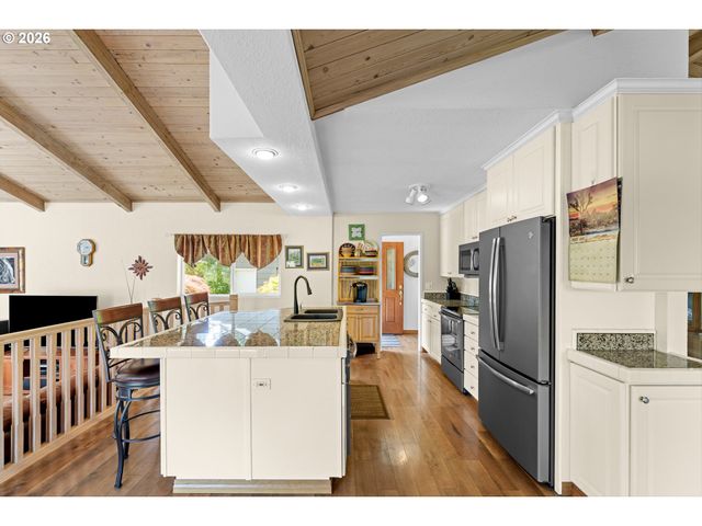 12737 Ne CEDARBROOK Rd, Aurora, OR 97002