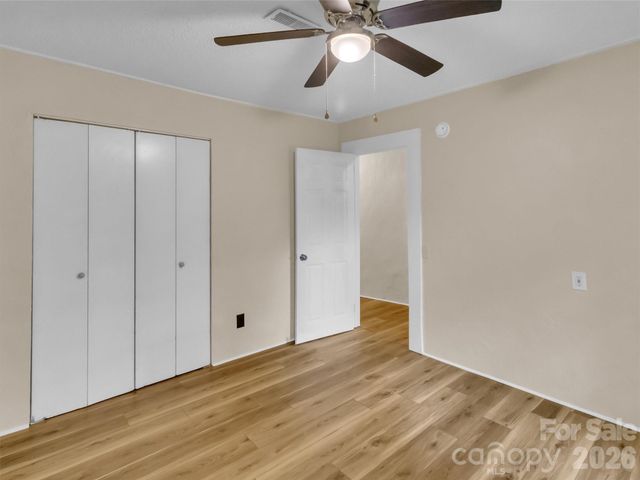 492 Riverbend Street, Waynesville, NC 28786