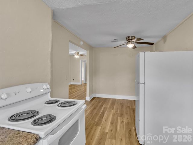 492 Riverbend Street, Waynesville, NC 28786