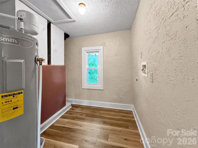 492 Riverbend Street, Waynesville, NC 28786