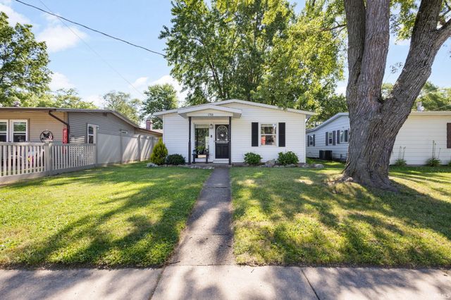 1708 Lynn Street, Mishawaka, IN 46545