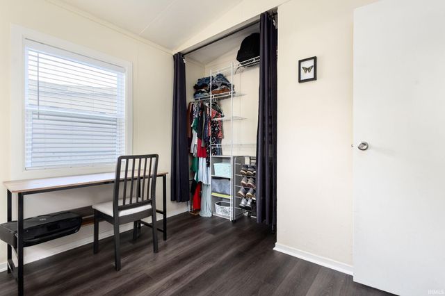 1708 Lynn Street, Mishawaka, IN 46545