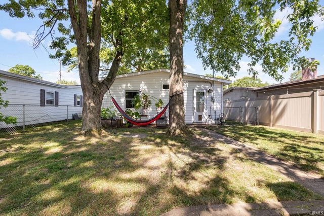 1708 Lynn Street, Mishawaka, IN 46545