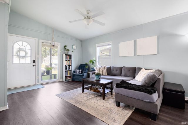 1708 Lynn Street, Mishawaka, IN 46545