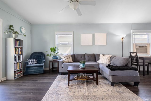 1708 Lynn Street, Mishawaka, IN 46545