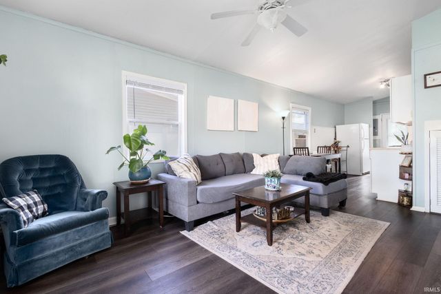 1708 Lynn Street, Mishawaka, IN 46545