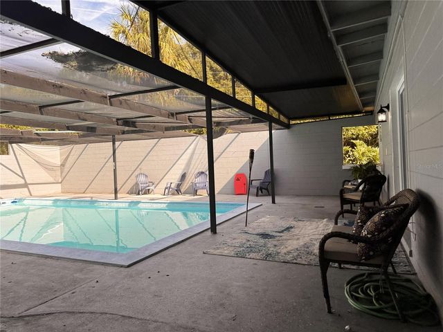 100 E COLEMAN CIRCLE, Sanford, FL 32773