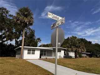 100 E COLEMAN CIRCLE, Sanford, FL 32773