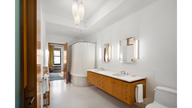 22 E 94TH Street, New York City, NY 10128