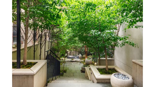22 E 94TH Street, New York City, NY 10128