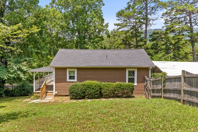 702 Runyan Drive, Chattanooga, TN 37405