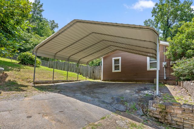 702 Runyan Drive, Chattanooga, TN 37405