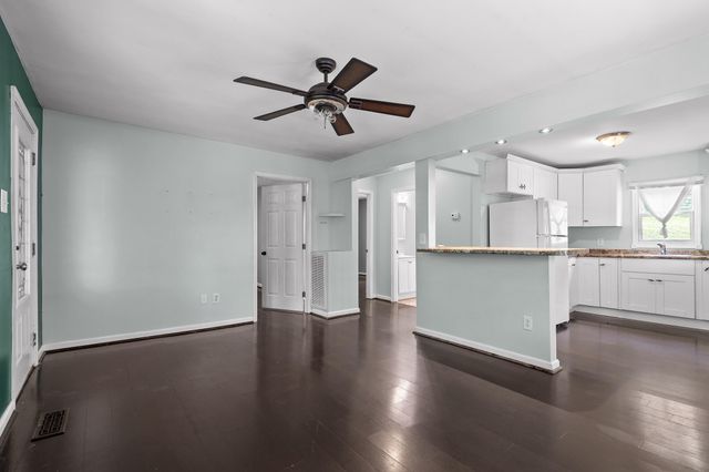 702 Runyan Drive, Chattanooga, TN 37405