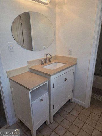 125 Sterling Court, Alpharetta, GA 30004