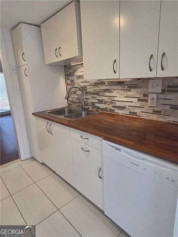 125 Sterling Court, Alpharetta, GA 30004