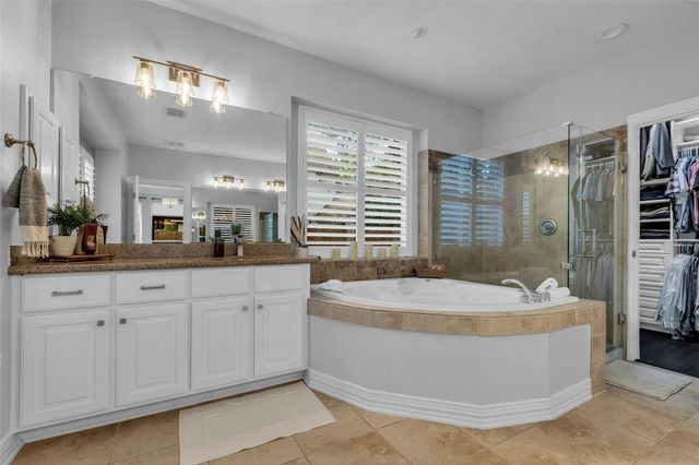 19 Wildever, The Woodlands, TX 77382