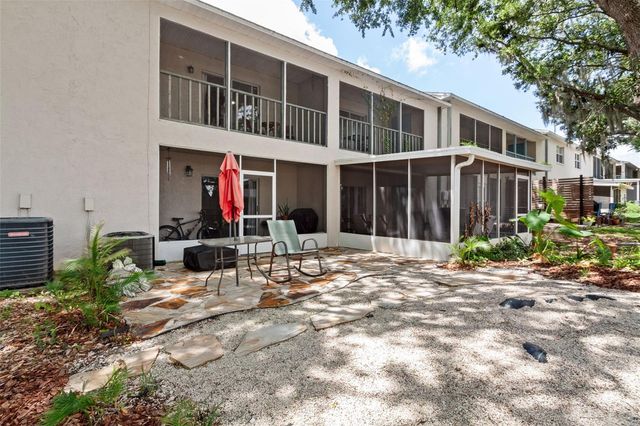 2330 SE ROYAL ISLE, Winter Haven, FL 33880